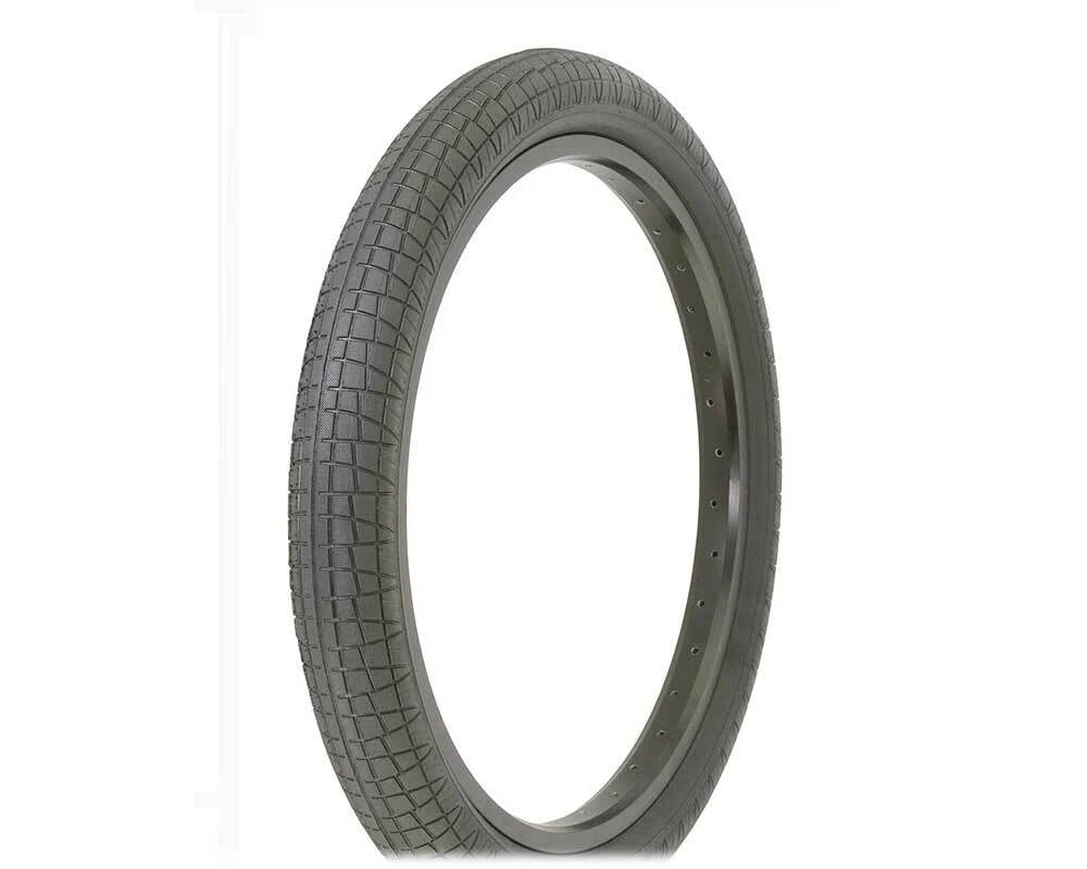 Innova 22" Tire